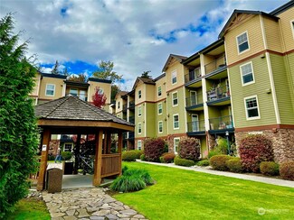 680 32nd St Unit C411, Bellingham, WA 98225