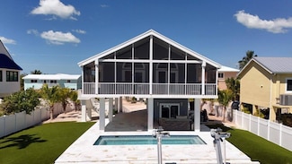 1020 Adams Dr, Key Largo, FL 33037