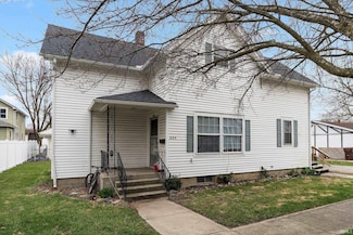 209 E 17th St, Auburn, IN 46706