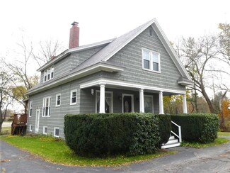 677 Gray Rd, Gorham, ME 04038