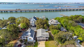 949 Little Bay Ave, Norfolk, VA 23503