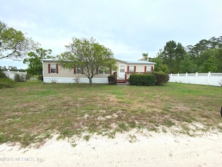 106 Georgia Ave, Crescent City, FL 32112