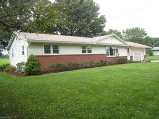 12589 Emerson Rd, Apple Creek, OH 44606
