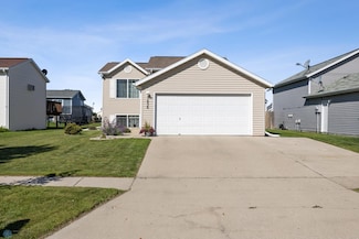 1836 12th St E, West Fargo, ND 58078