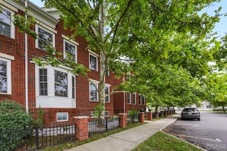 6 Okeson St, Plainsboro, NJ 08536