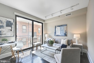 1011 M St NW Unit 406, Washington, DC 20001