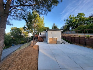 3803 Hamilton Way, Emerald Hills, CA 94062