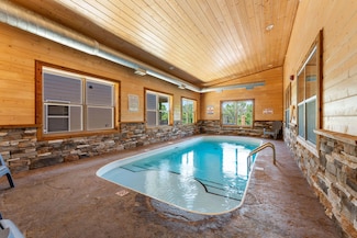 440 Lakefront Dr, Branson, MO 65616