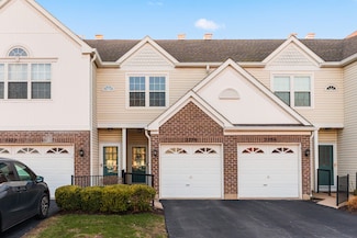 2270 S Lincoln St Unit 304C, Lombard, IL 60148
