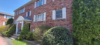 50 Clark St Unit 12, Fall River, MA 02720