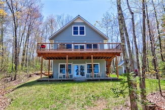15186 Maple St, Stone Lake, WI 54876