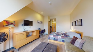 #413 57 Expedition Station Loop, Snowshoe, WV 26209