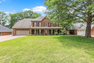 345 Locust Grove Dr, Cordova, TN 38018