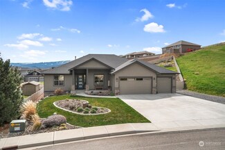75 Sunny Meadows Loop, Wenatchee, WA 98801