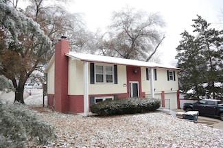 1608 Lexington Ave, Cape Girardeau, MO 63701