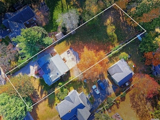 267 Laurel Rd, East Northport, NY 11731