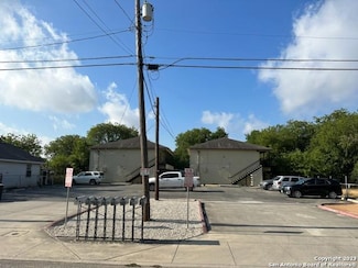 930 Drury Ln, San Antonio, TX 78221