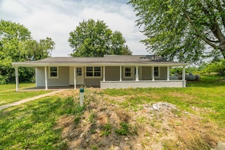 675 W Geiserman Rd, Piqua, OH 45356