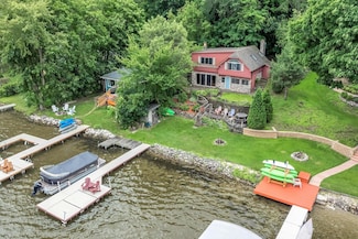 S108W34760 S Shore Dr, Mukwonago, WI 53149