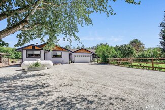 18607 Pioneer Way E, Orting, WA 98360