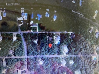712 Indian Place, Dauphin Island, AL 36528