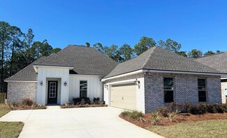 241 W Tweet St, Freeport, FL 32439