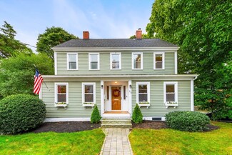 84 Woburn St, Reading, MA 01867