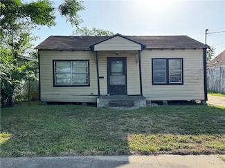 4721 Molina Dr, Corpus Christi, TX 78416