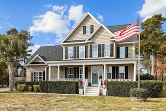 1916 Red Fox Ln, Morehead City, NC 28557