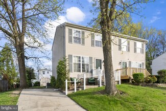 15 Orchard Ave, Somerdale, NJ 08083