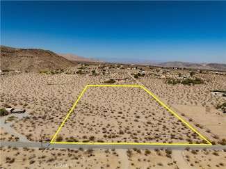 7054 Canyon Rd, Twentynine Palms, CA 92277