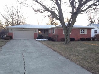 706 N Windsor Dr, Marion, IN 46952