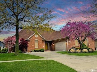 8417 Cobblestone Dr, Newport, MI 48166
