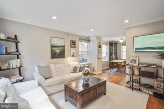 2823 S Abingdon St Unit A, Arlington, VA 22206