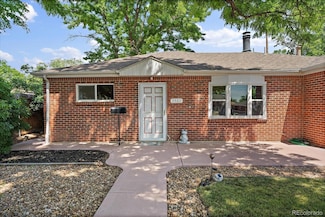 1561 Phoenix Ct, Thornton, CO 80229