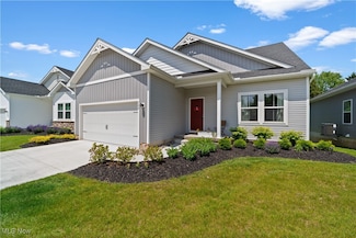724 Hampshire Ct, Amherst, OH 44001