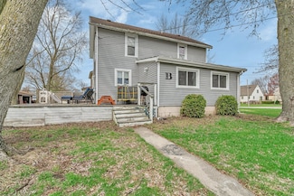 110 S 3rd St, Clifton, IL 60927