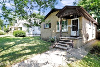 231 S Foster Ave, Lansing, MI 48912