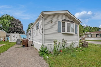 1950 S 13th St, Niles, MI 49120