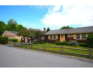 15 Walnut Park Rd, Essex, MA 01929