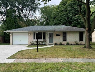 7407 Kern Valley Dr, Fort Wayne, IN 46815