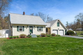 438 Manchester Rd, Auburn, NH 03032