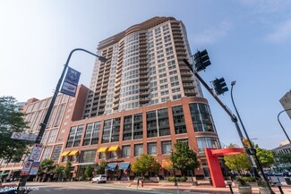807 Davis St Unit 409, Evanston, IL 60201