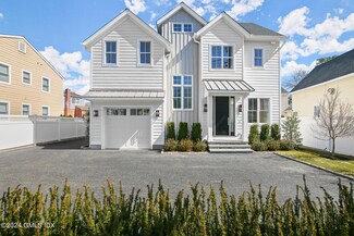 25 Orchard St Unit A, Cos Cob, CT 06807