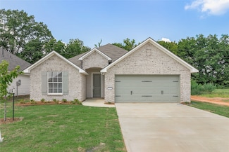 3371 Grand Lake Dr, Bossier City, LA 71111