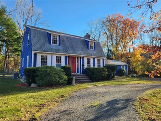 275 S Pierce Rd, East Greenwich, RI 02818