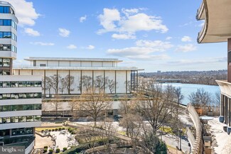 700 New Hampshire Ave NW Unit 803, Washington, DC 20037