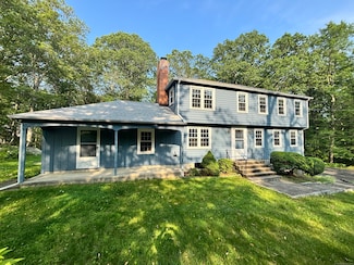 41 Ledgewood Dr, Wilton, CT 06897