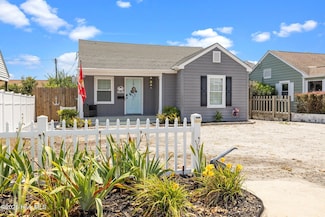 3111 Arendell St, Morehead City, NC 28557