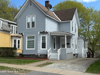 72 3rd Ave, Gloversville, NY 12078